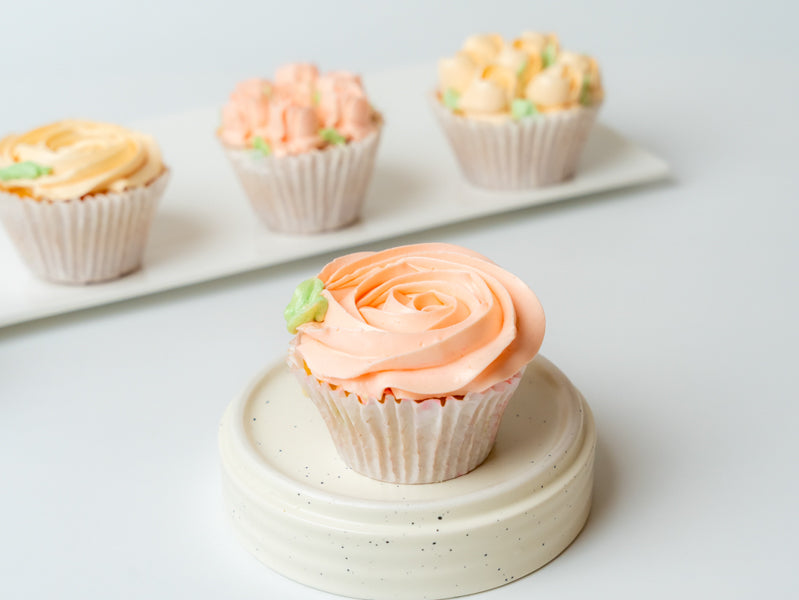 Toasted Hazelnut Cupcake - Mother&