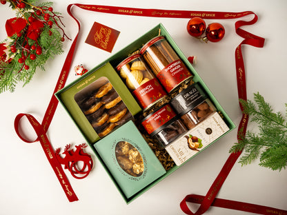 Sage Holiday Delight Hamper 🟡