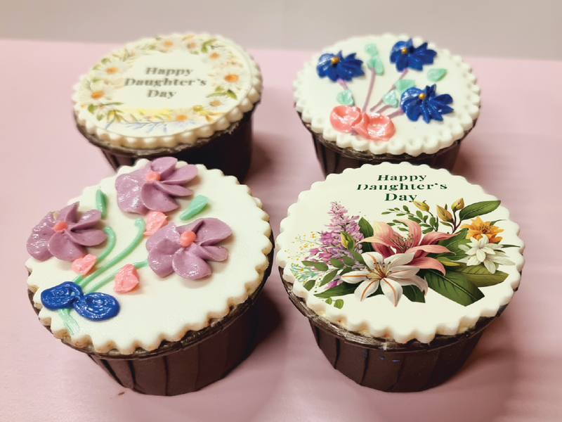 Daughter's Day Cupcakes 🟢