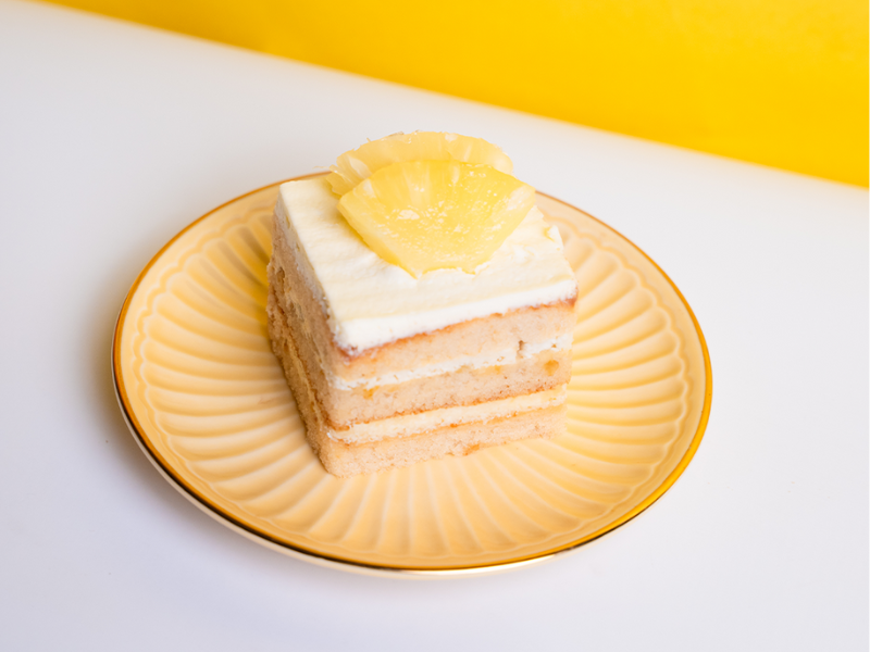 Fresh Pineapple Pastry 🟢