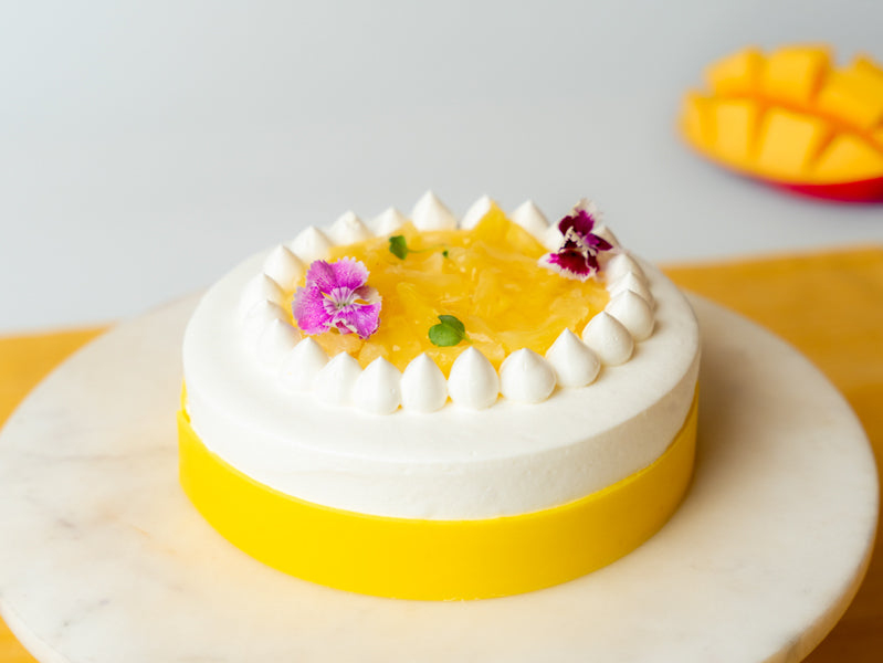 Tropical Pineapple Cake 🟢