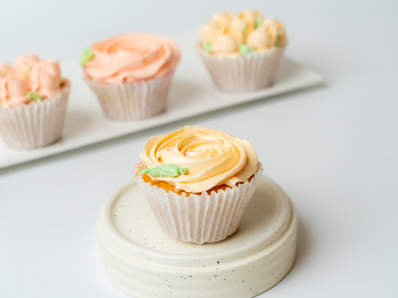 Vanilla Dream Cupcake - Mother&