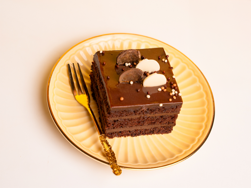 Moist Chocolate Truffle Pastry 🟢