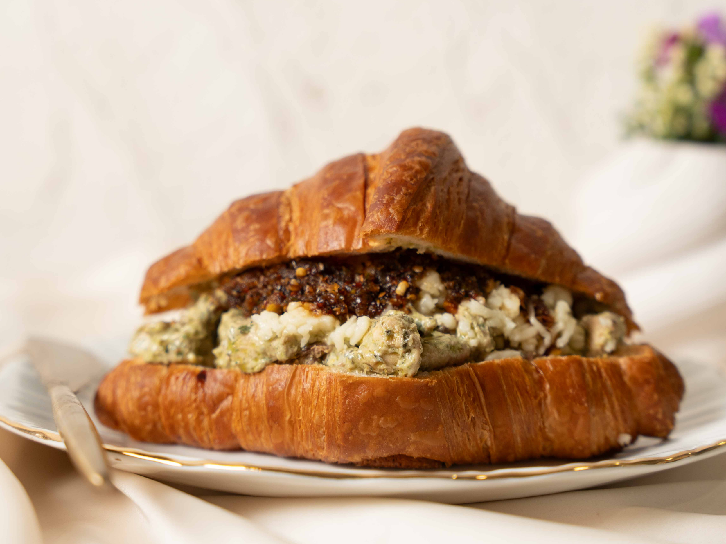 Pesto Chicken Croissant 🔴
