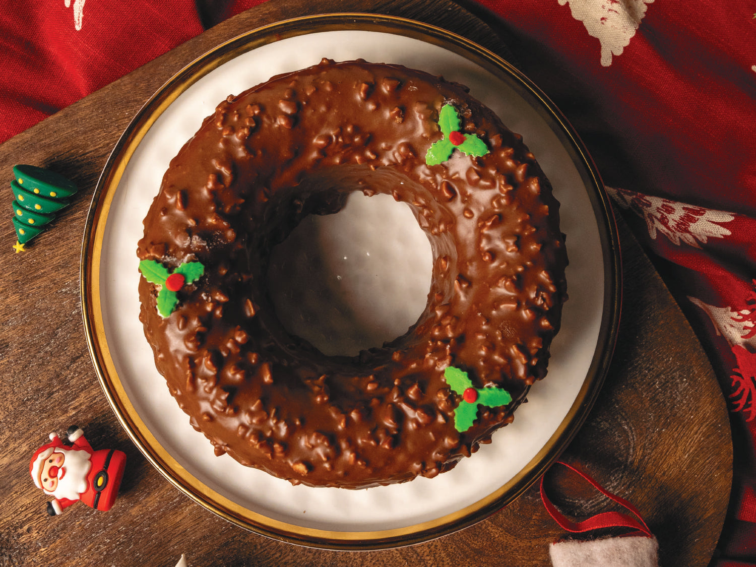 Mistletoe Fruit n Nut Cake 🟡