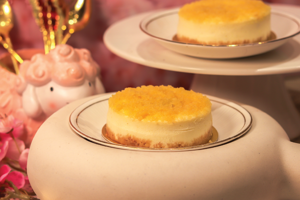Apple Crumble Cheese Cake Pastry 🟡