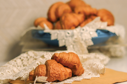 Small Croissant Pkt 🟡