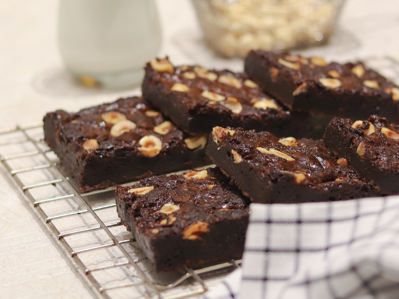 Nutella & Hazelnut Brownie 🟡